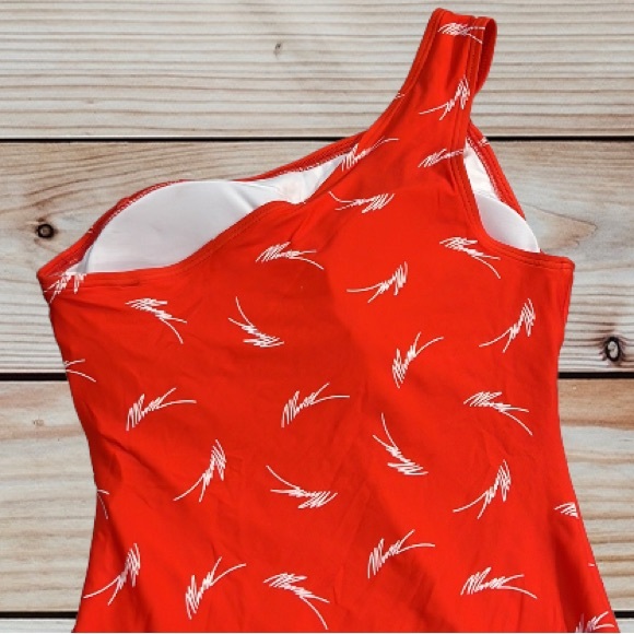 Michael Kors Signature Feather One Piece - Picture 14 of 16